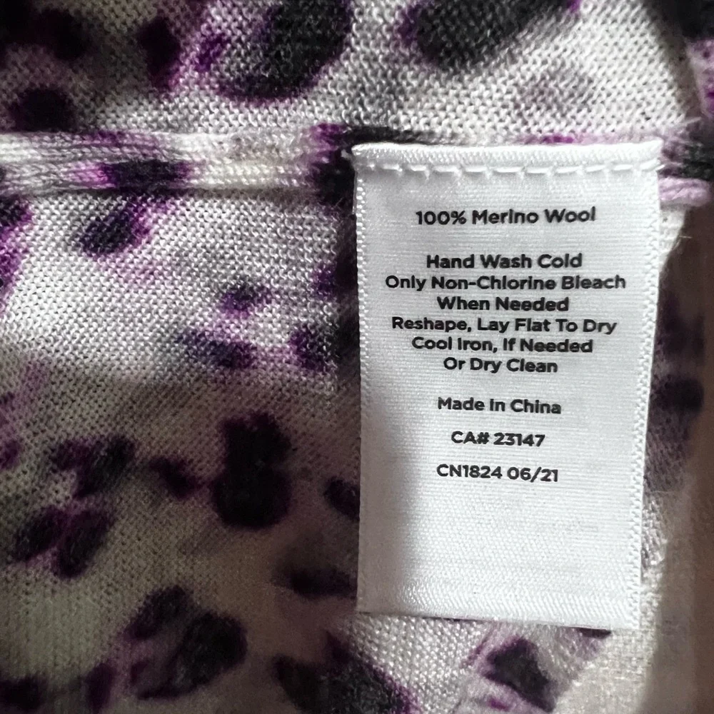 Talbots Pure Merino Wool Leopard Print Top Size Small